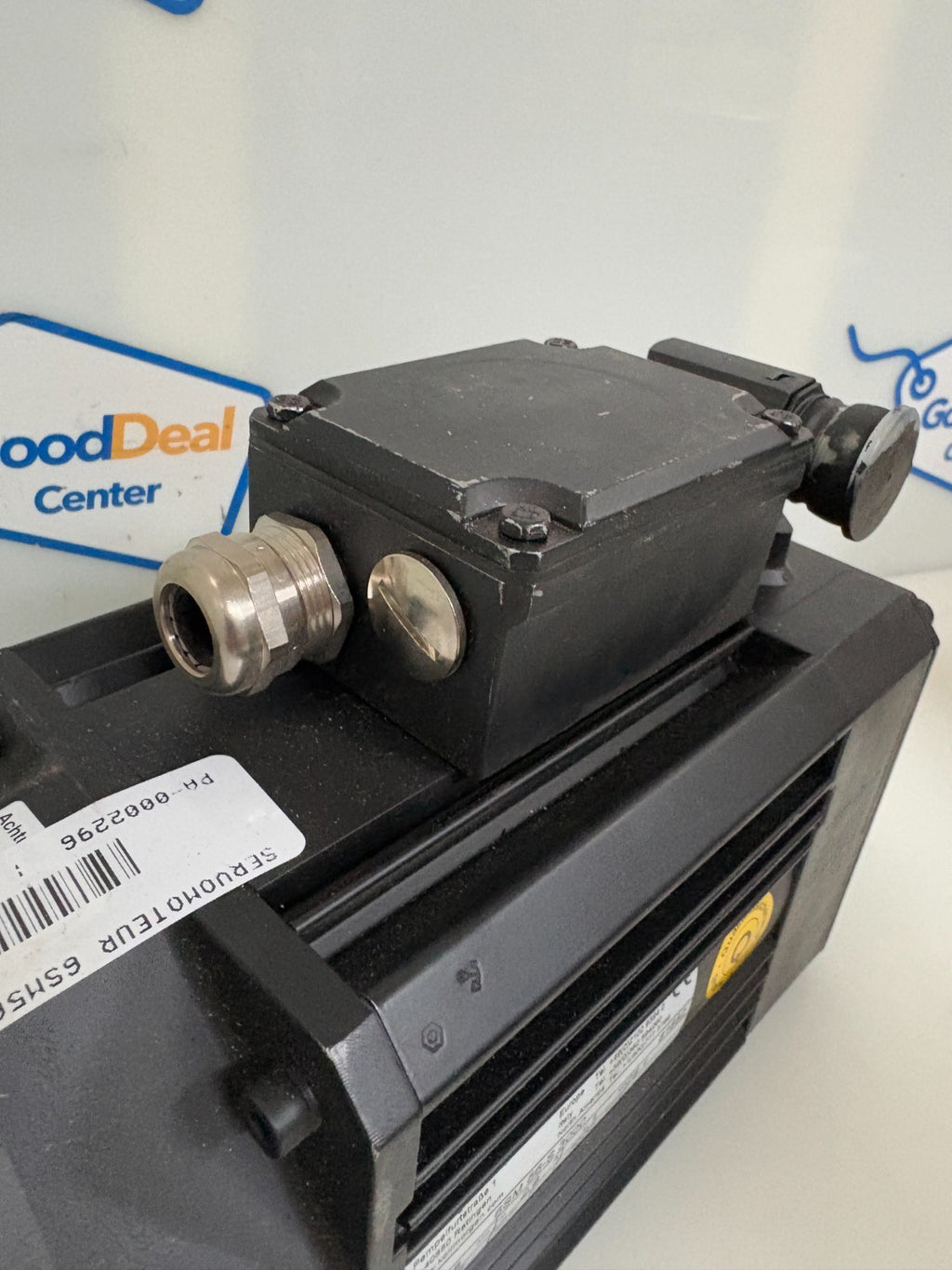 KOLLMORGEN SERVO MOTOR 6SM 56-S 3000