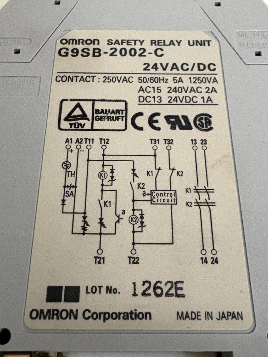 OMRON SAFETY RELAY G9SB-2002-C2