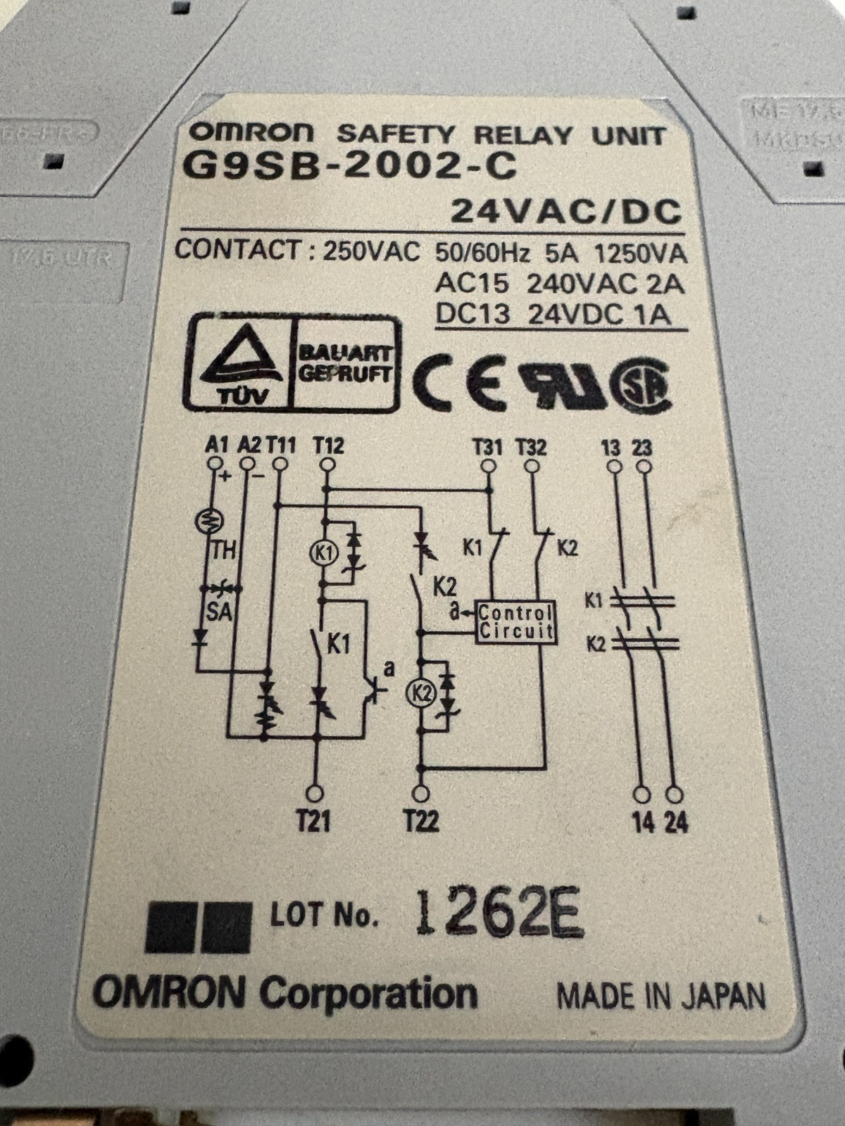 OMRON SAFETY RELAY G9SB-2002-C2