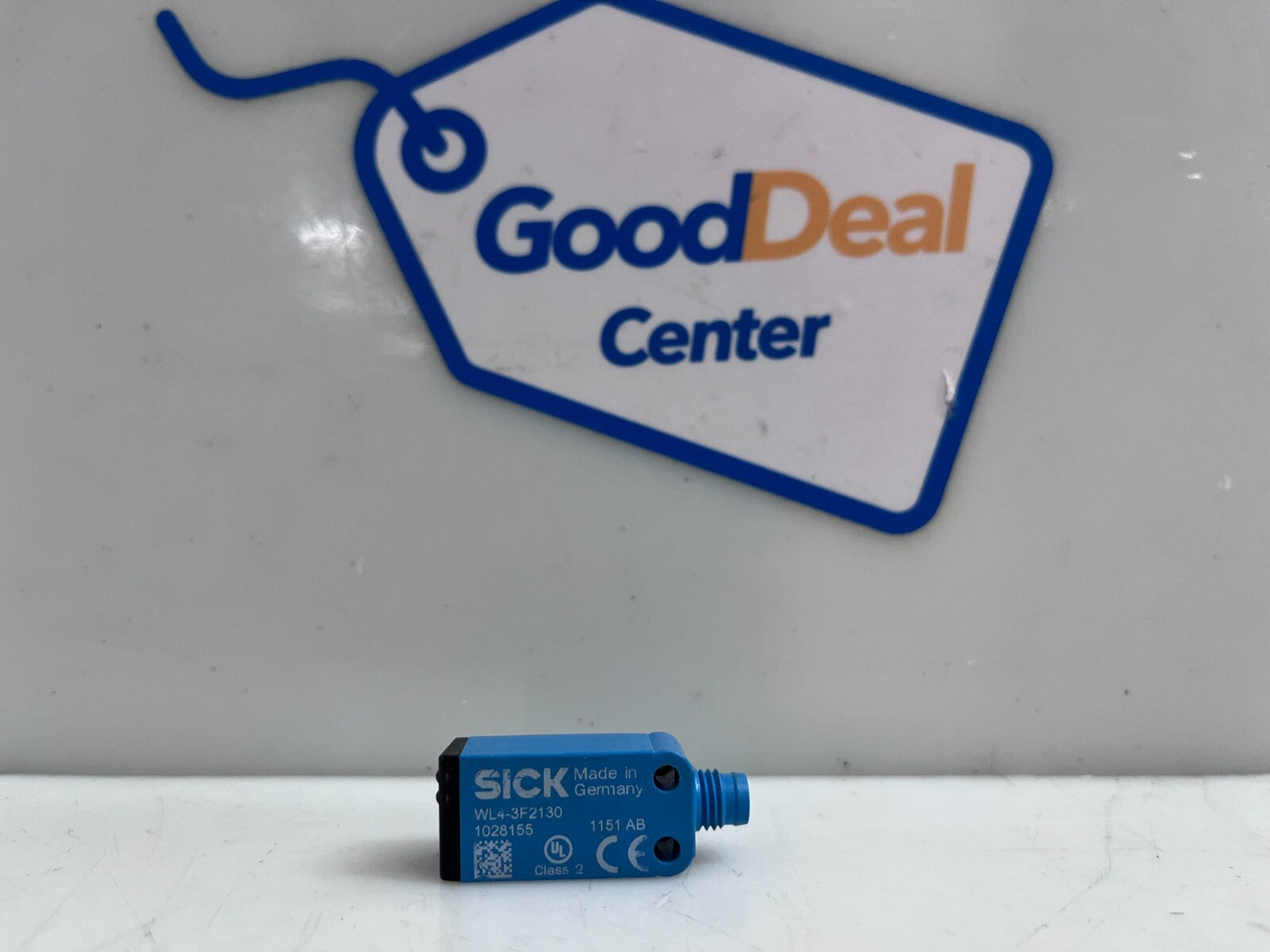 SICK WL4-3F2130 Ultrasonic Sensor 1028155 (Lot of 2)