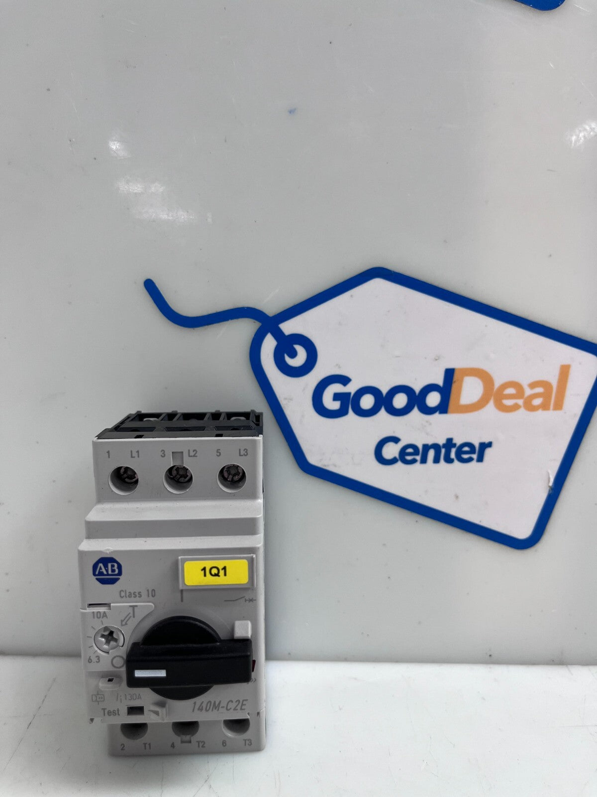 ALLEN-BRADLEY  140M-C2E-C10 Circuit Breaker Serie C (Like New)0