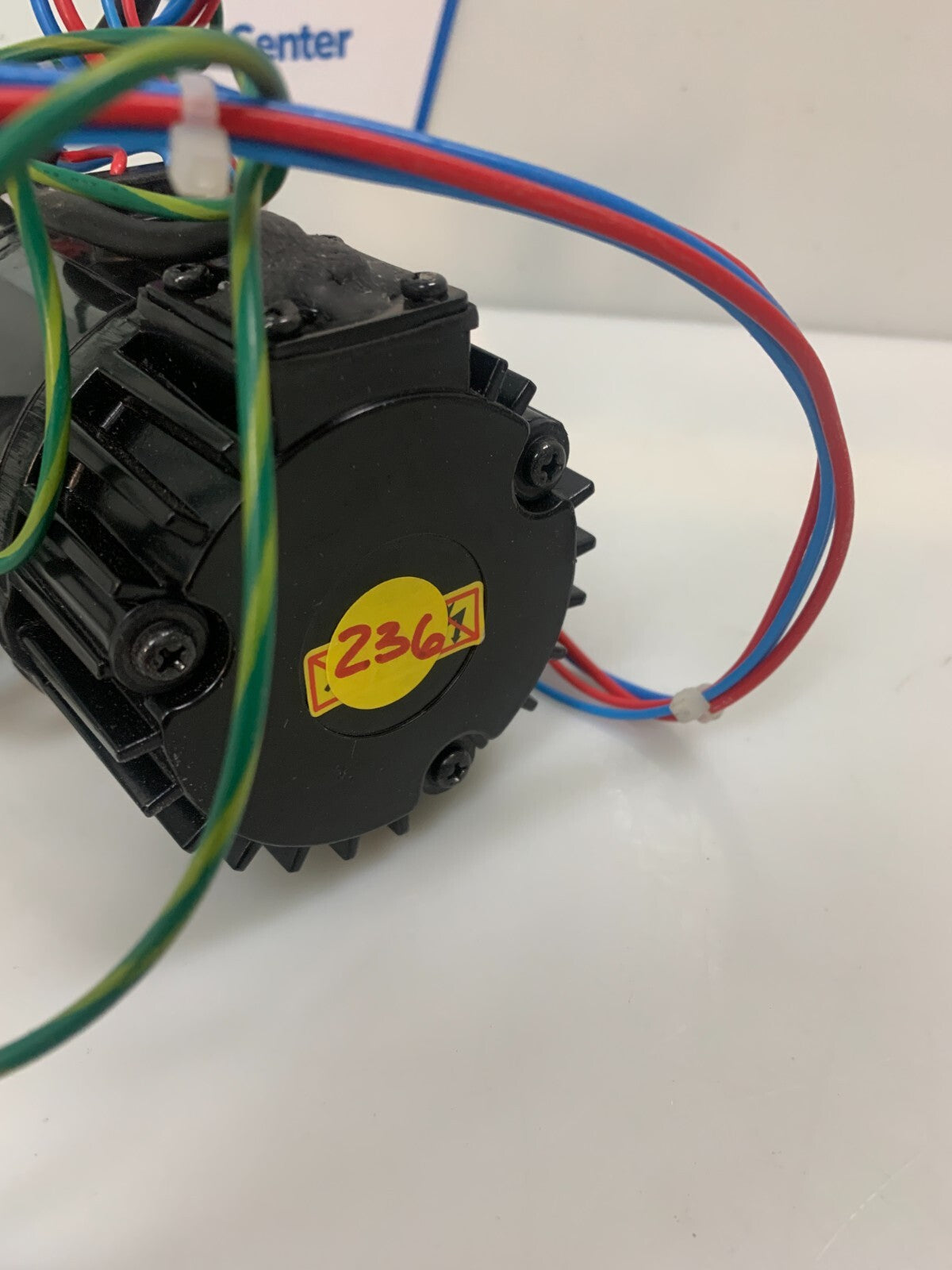 SANYO DENKI T730T-012EL8N 300W DC 75V Servo Motor