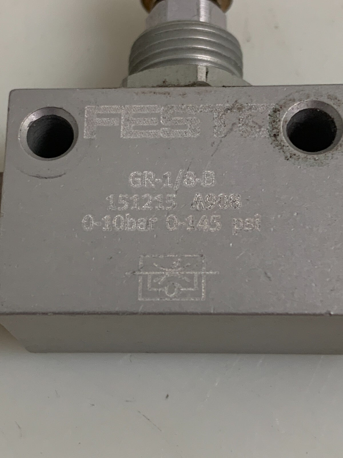 LOT OF 4 FESTO 1 WAY FLOW CONTROL VALVE GR-1/8-B 151215