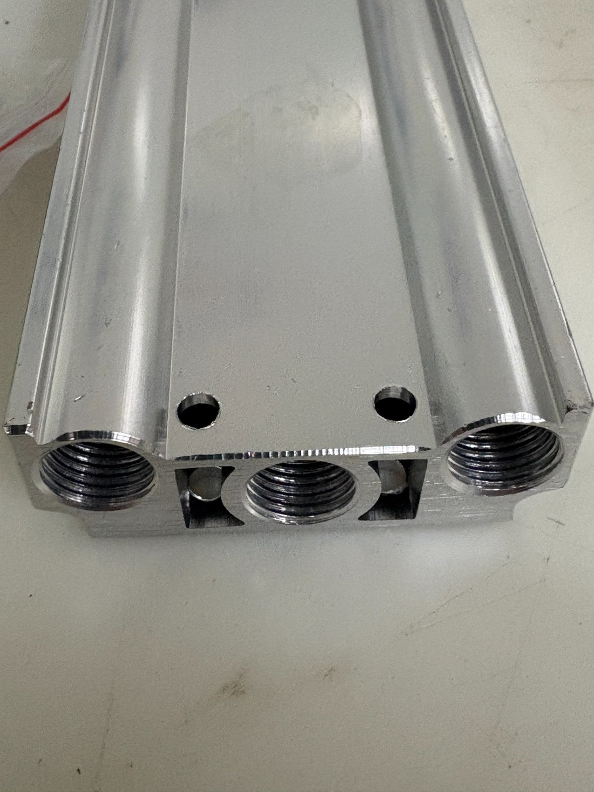 AIRTAC 200M-8F SOLENOID VALVE BASE