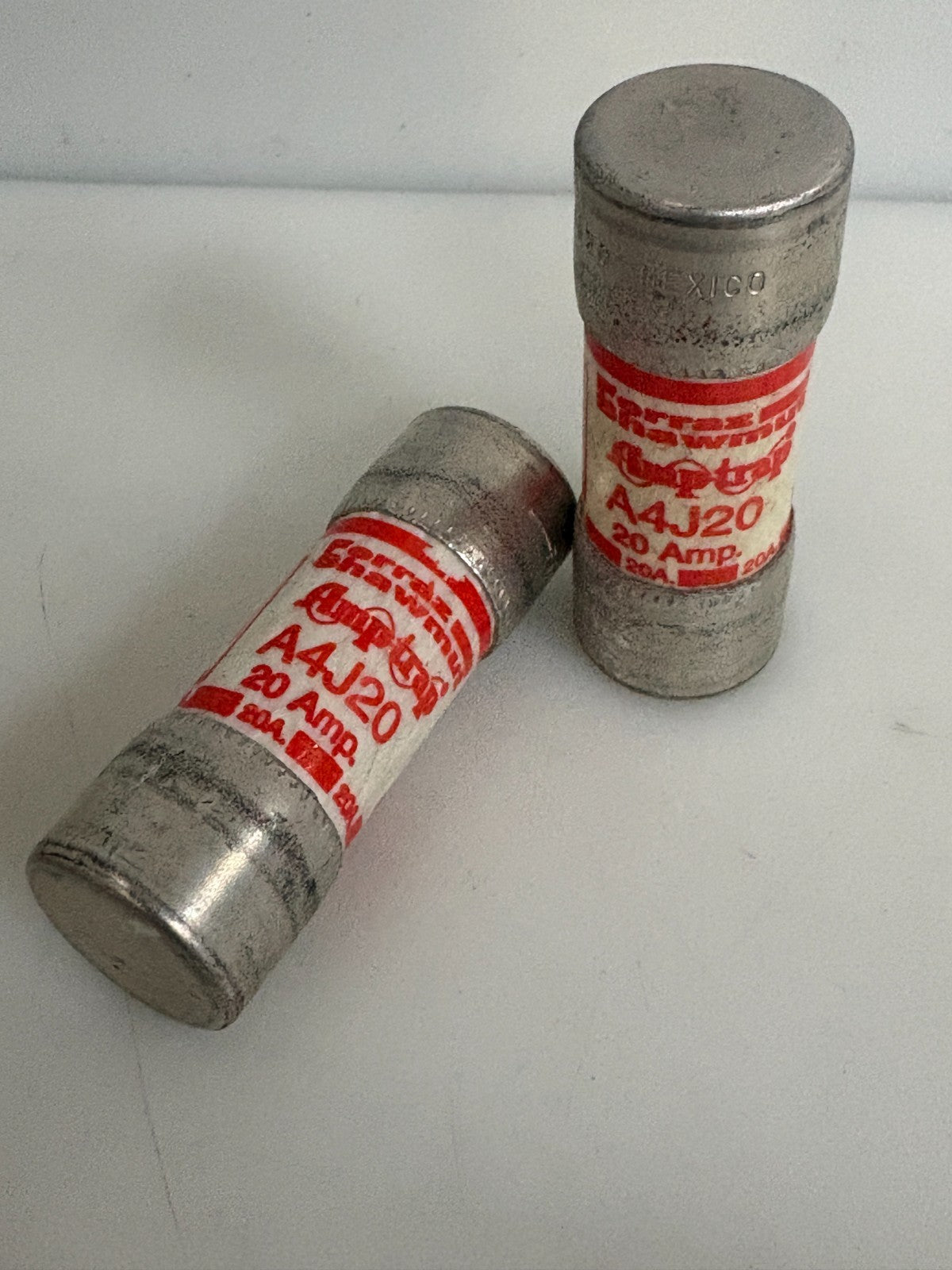 LOT OF 14 FERRAZ SHAWMUT AMPTRAP A4J20 20 AMP1