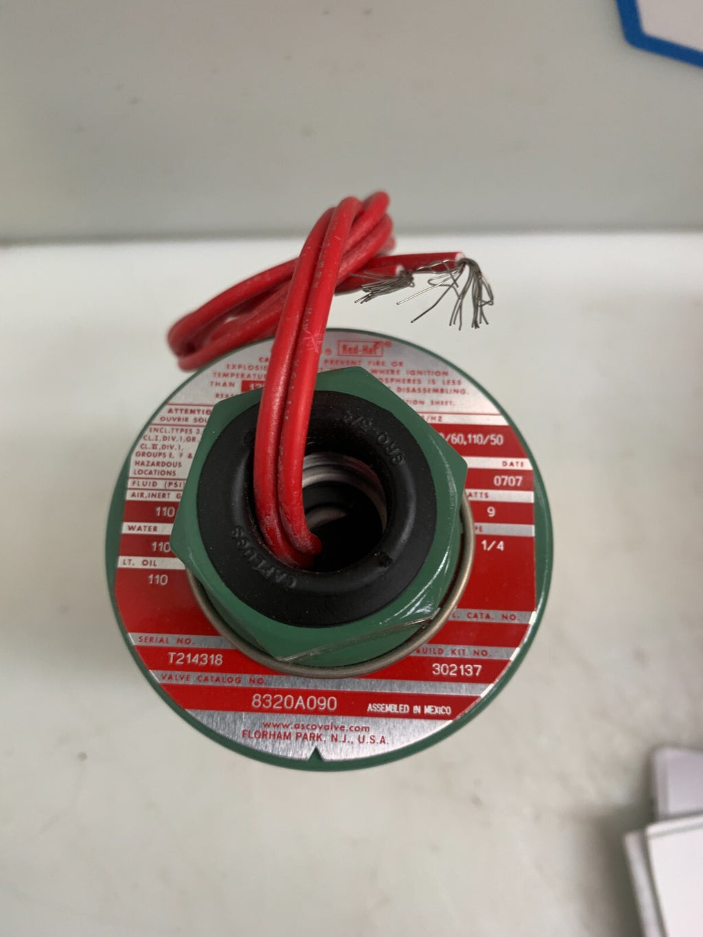 ASCO / Red Hat  8320A090 Solenoid Valve  T8423181
