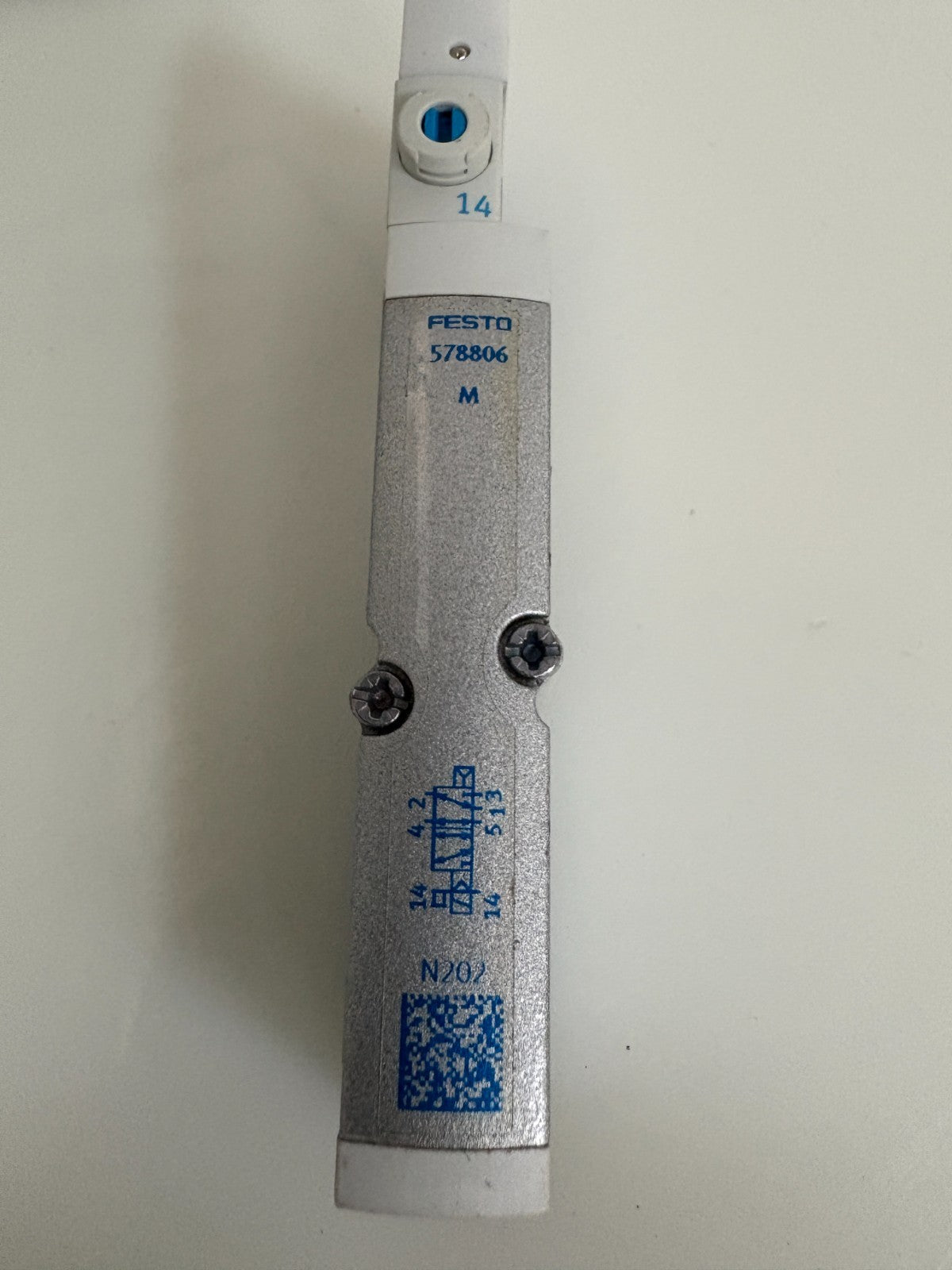 FESTO SOLENOID VALVE 578 806