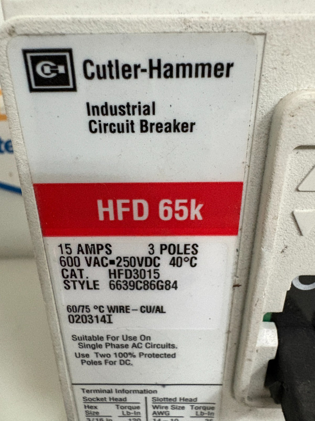 EATON CUTLER HAMMER 15 AMP CIRCUIT BREAKER HFD 65K HFD3015 6639C86G842