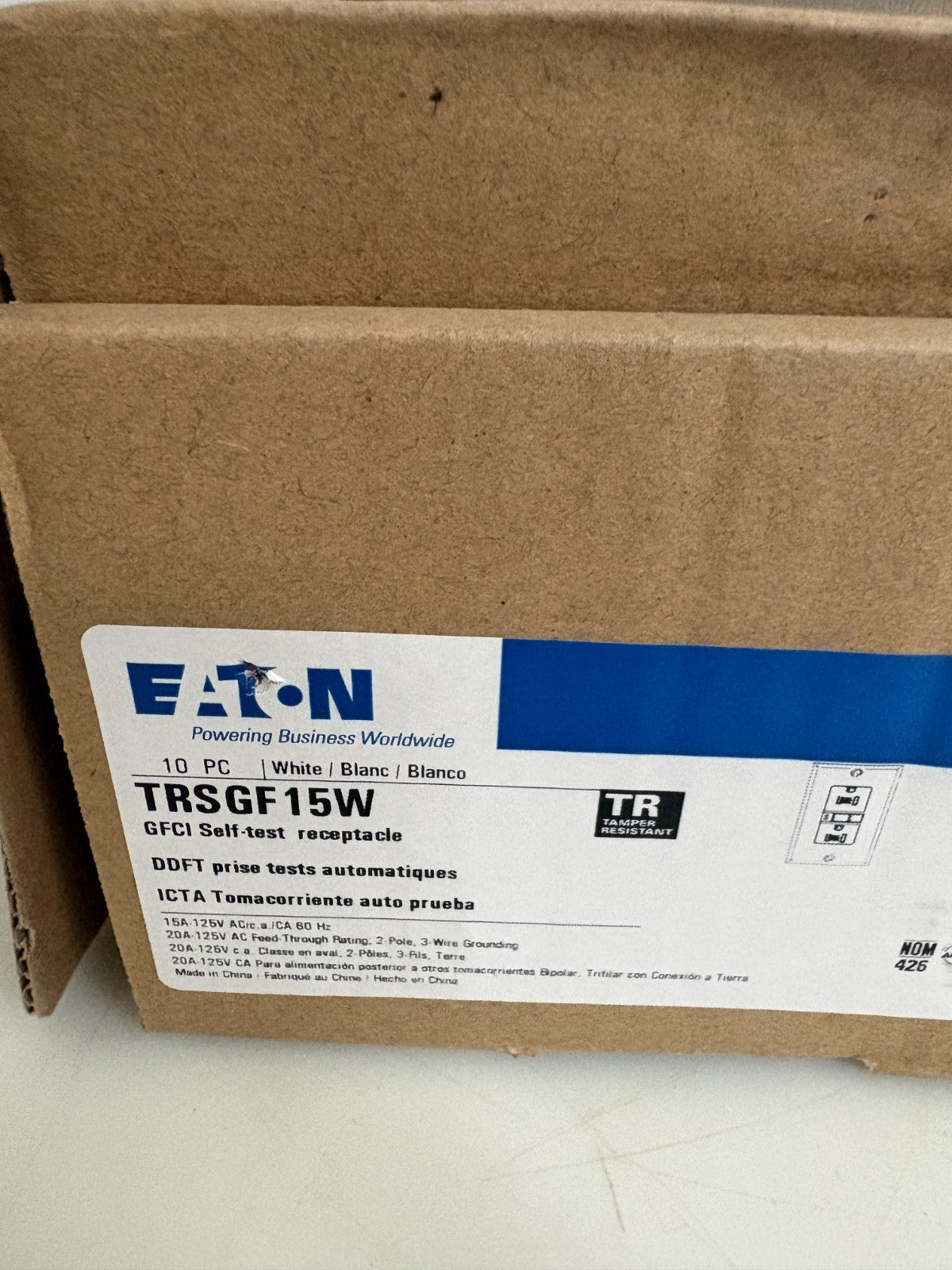 EATON GFCI SELF TEST RECEPTACLE TRS GF15W 10 IN BOX2