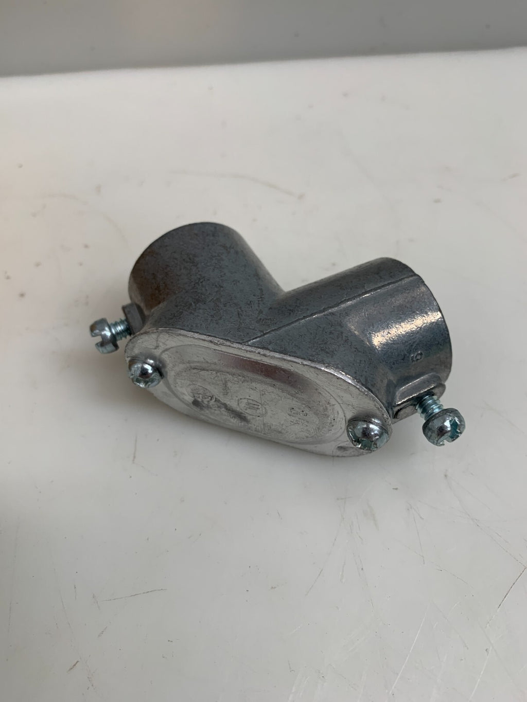 Lot of 6 Thomas & Betts CI5306 90 Degree Pull Elbows 3/4"