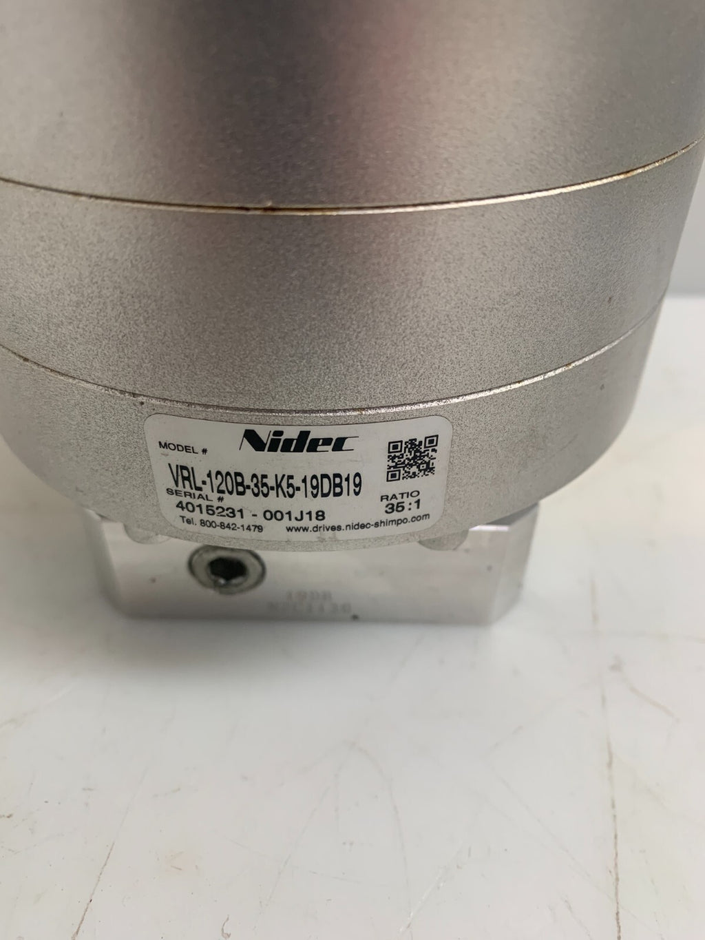 NIDEC / VRL Series   VRL-120B-35-K5-19DB19  Planetary Servo Gear Box1