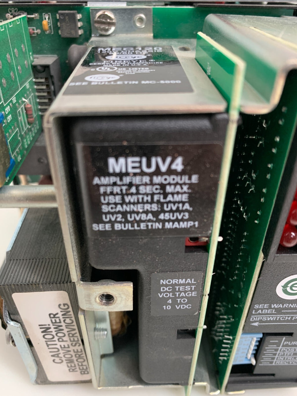 FIREYE   MEC120  120V Chassis   w/MEUV4  Amplifier Module & MEP230  Programmer