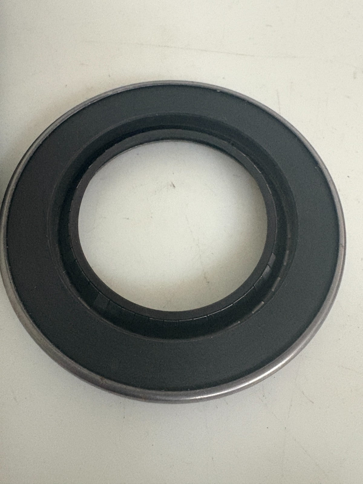 GARLOCK KLOZURE ISOLATOR BEARING SEAL 21158-1069