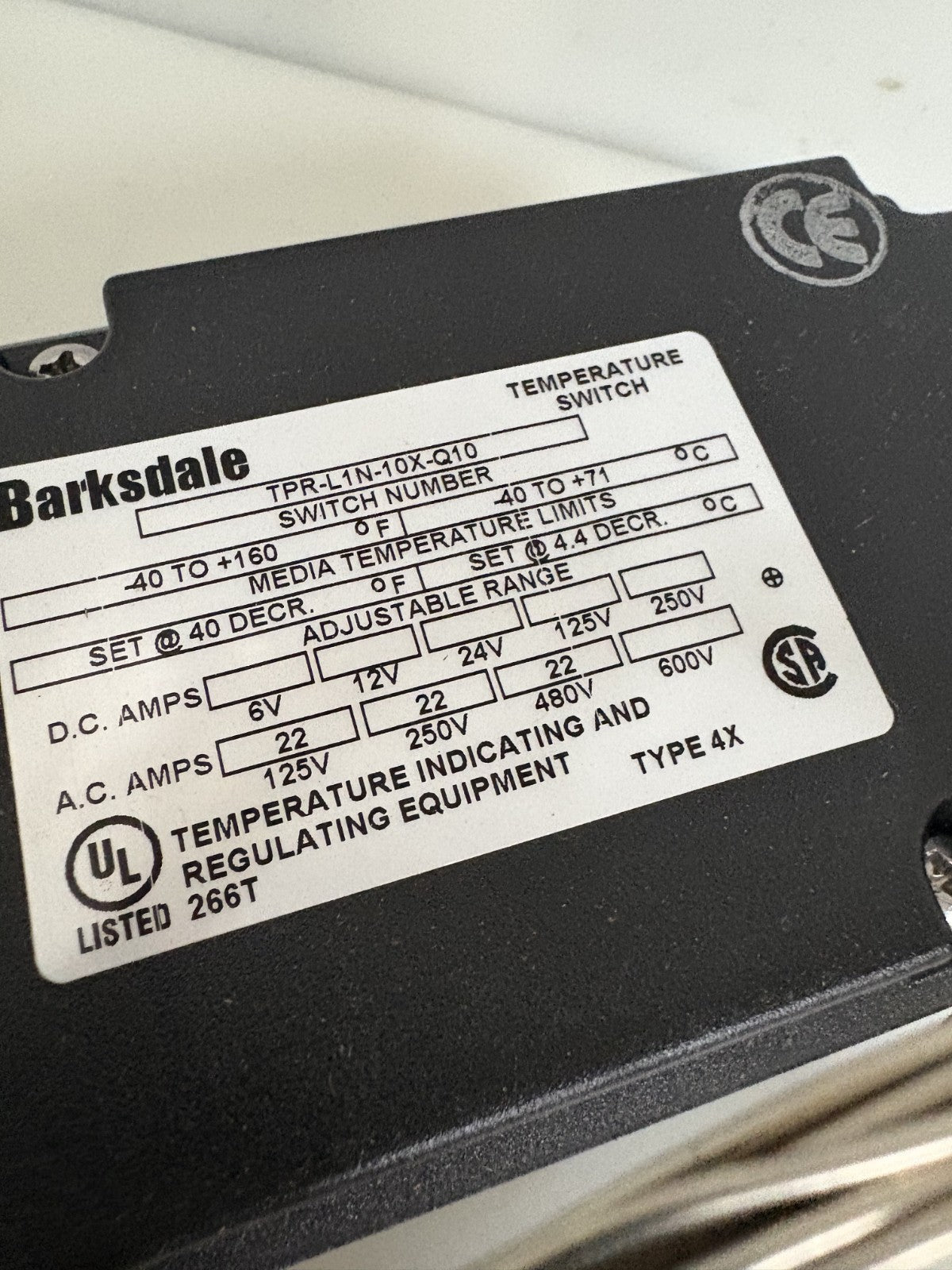 BARKSDALE TEMPERATURE SWITCH HEAT/FREEZE TRACE TPR-L1N-10X-Q10