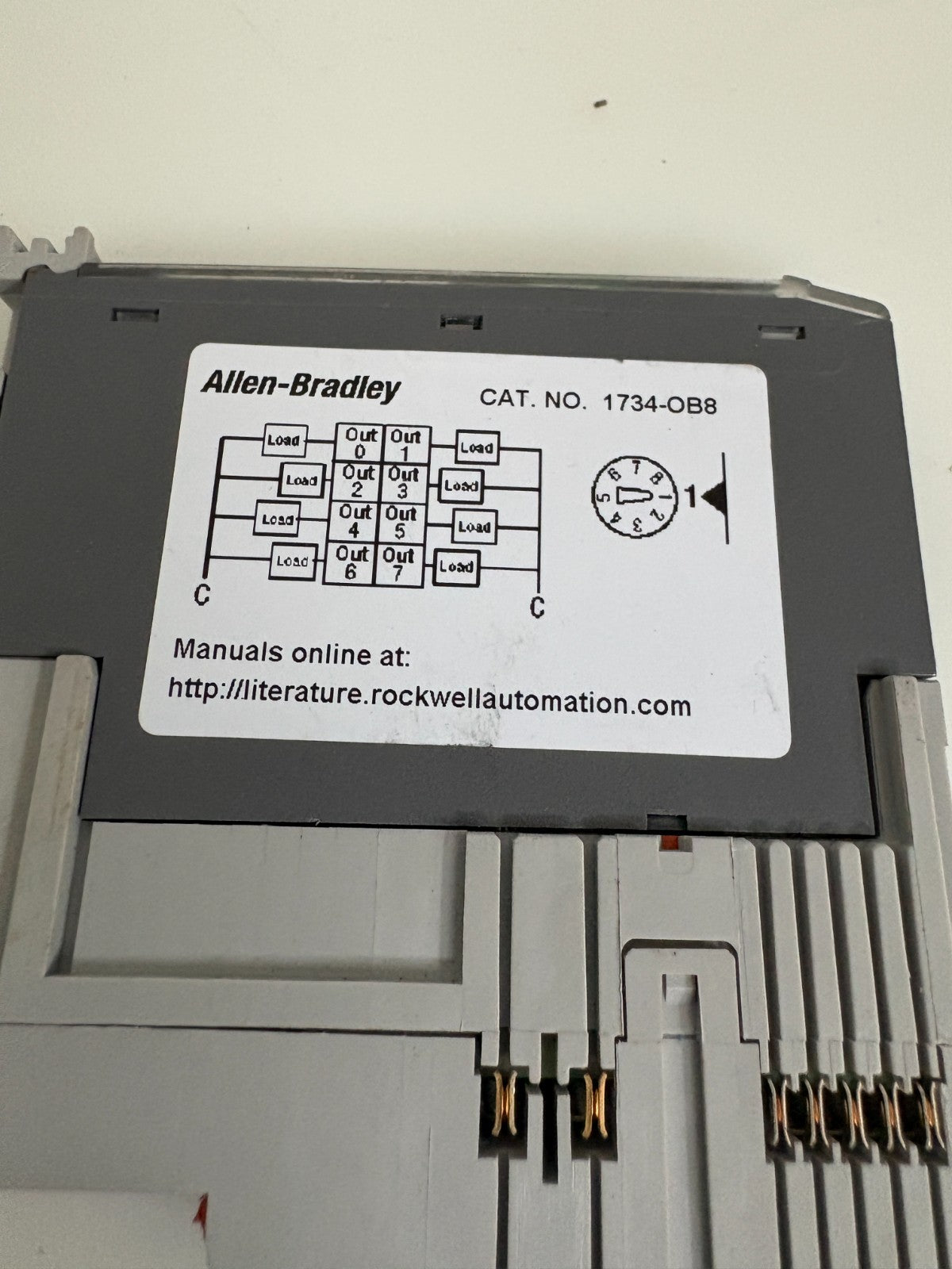 ALLEN BRADLEY 1734-0B8 C 1A 1 CHANNEL 3A MODULE PILOT DUTY 1734-0B8