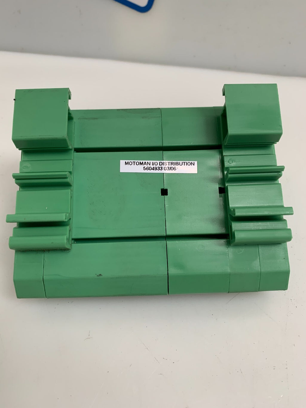Lot of 2 Phoenix Contact Terminal Block UMK-SE11 25-1