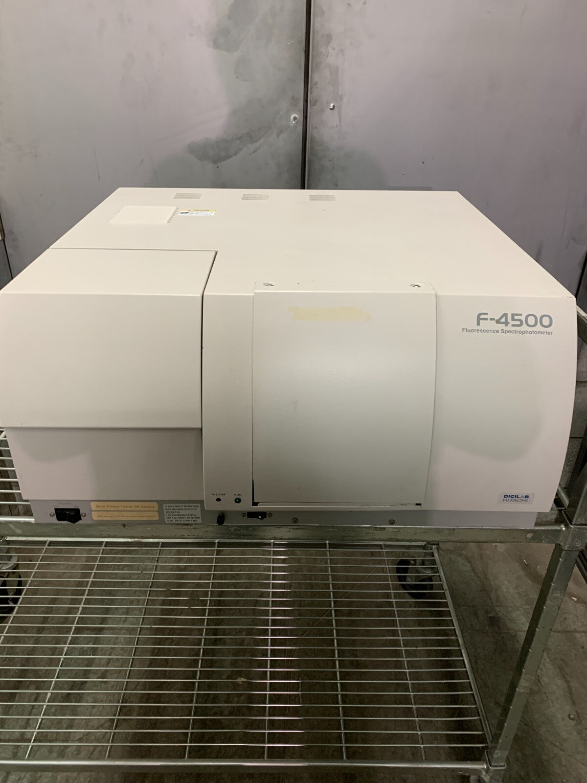 HITACHI FLUORESCENCE SPECTROPHOTOMETER F-45000