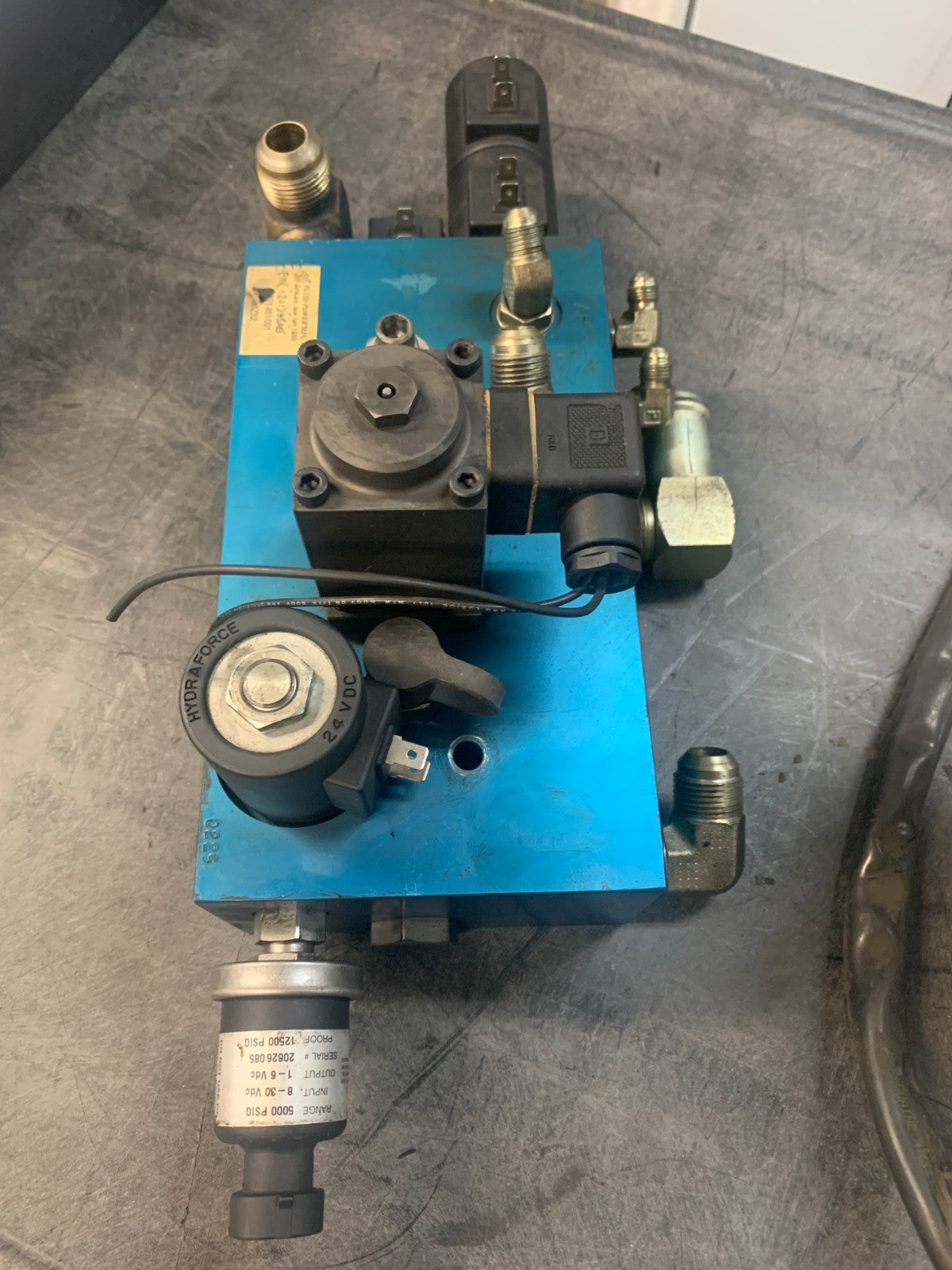 FLUID POWER MFG HYDRAULIC CONTROL VALVE #241295AB
