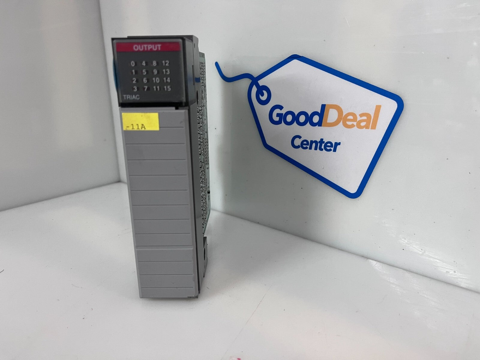 ALLEN-BRADLEY  SLC500  Output Module  1746-0A16 Ser D