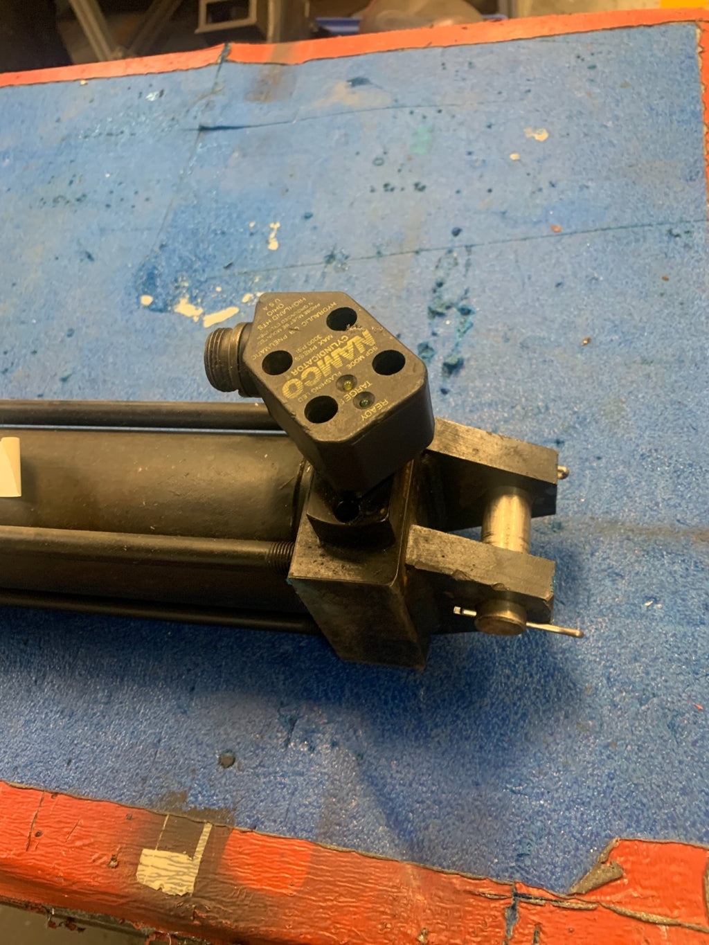 PARKER HANNIFIN PNEUMATIC CYLINDER 0250 CBB2HKTS38AC23000