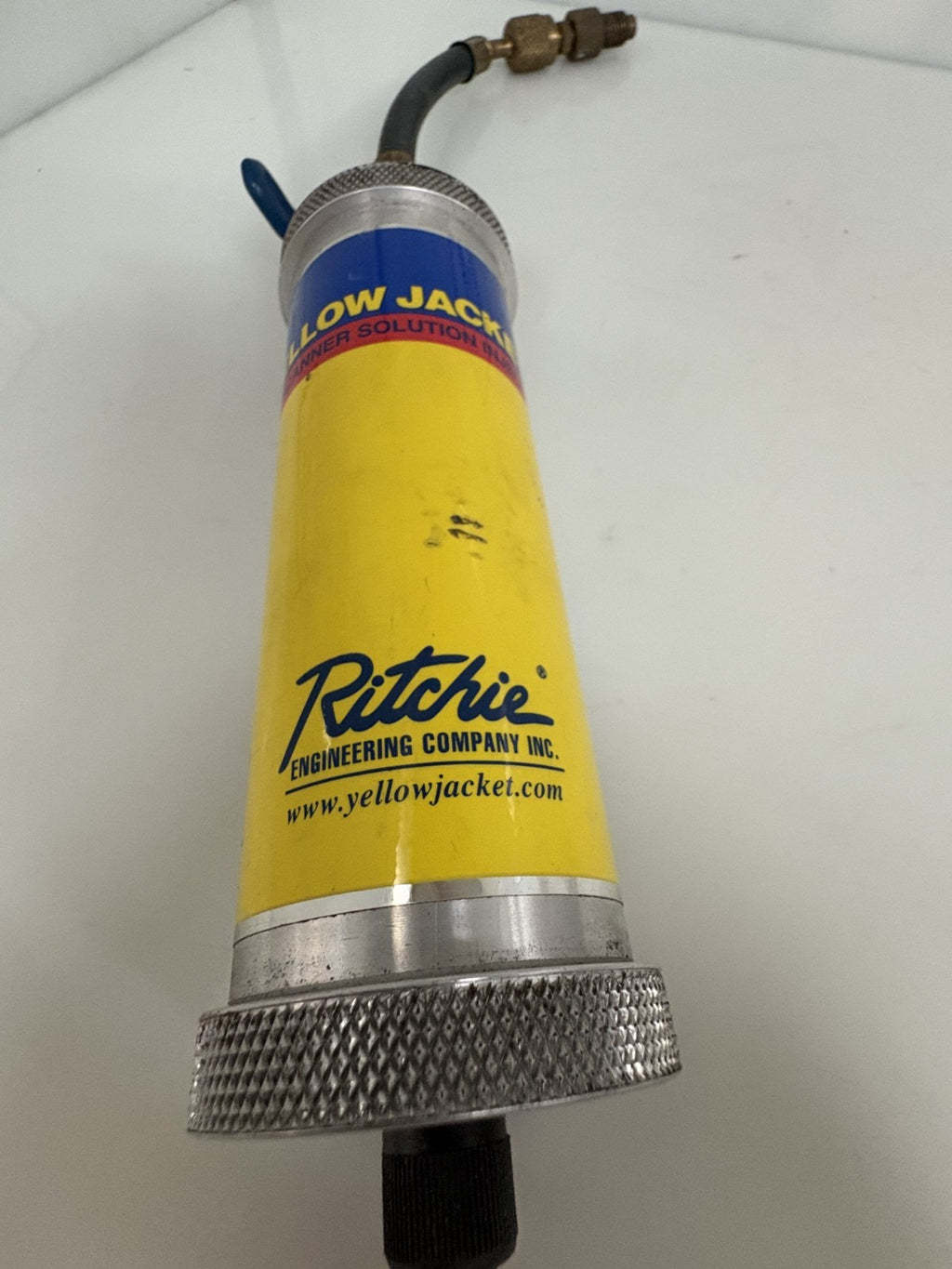 RITCHIE ENG. YELLOW JACKET OIL/SCANNER SOLUTION INJECTOR 4OZ CAPACITY