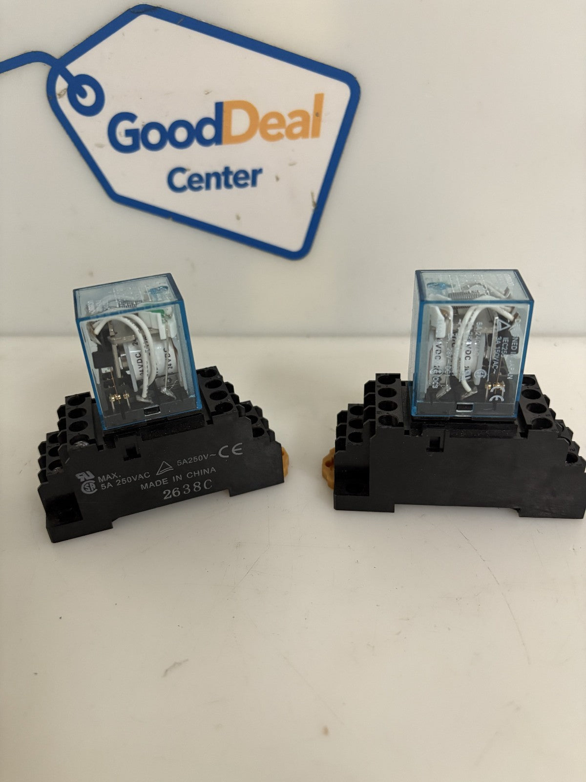 LOT OF 2 OMRON RELAY AND BASE MY4NJ0