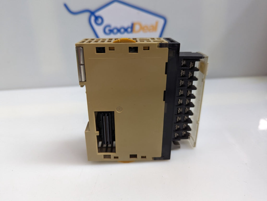 Omron CJ1W-OC211 Output Unit