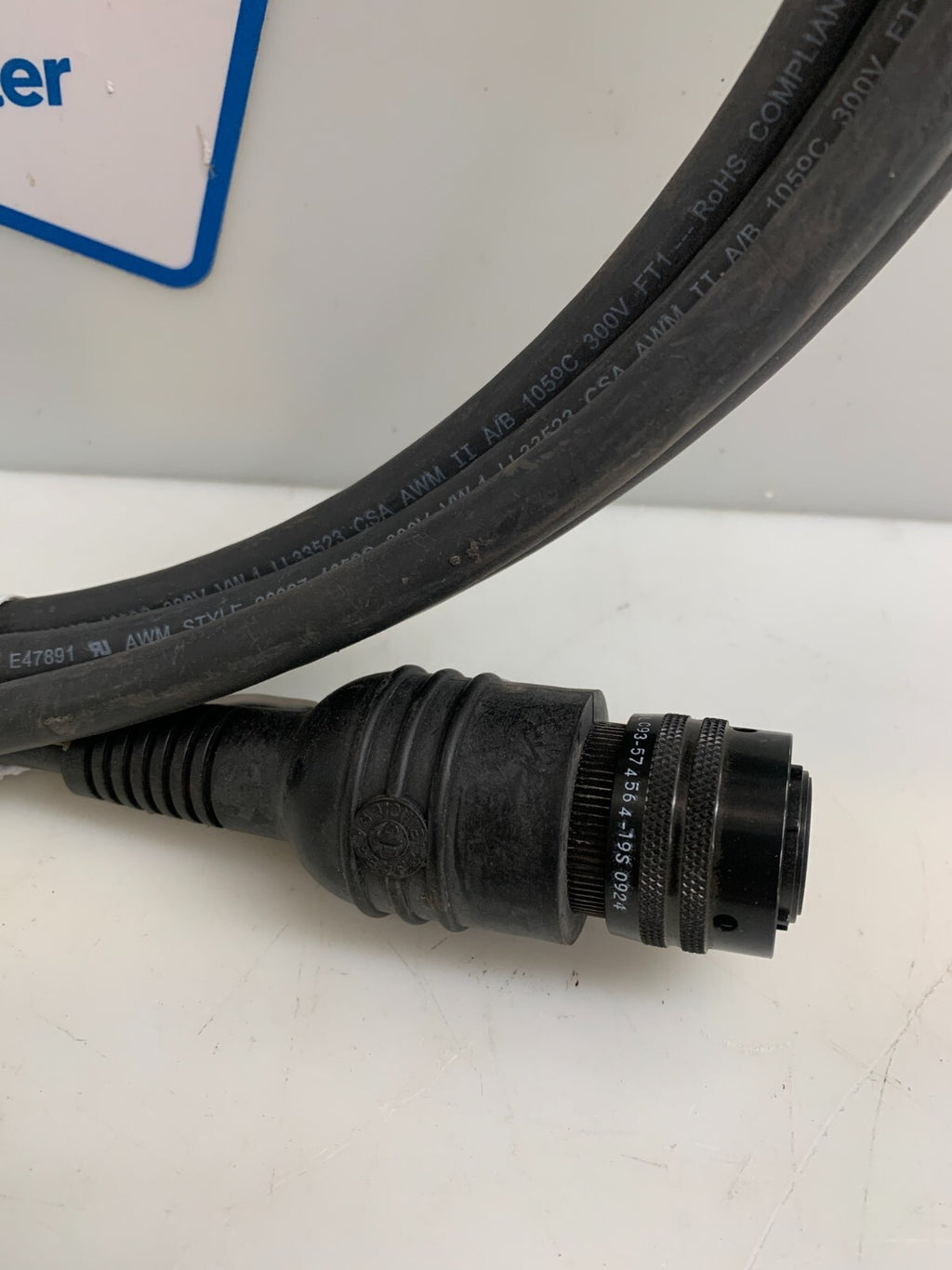 Amphenol P27520-E12, Sine Systems KA-56101, Cable1