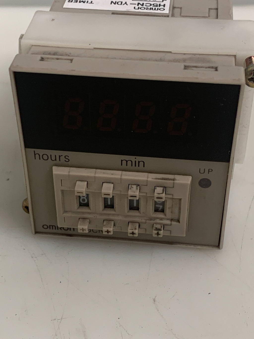 Lot of 2 Omron H5CN-XDN 100-240VAC
