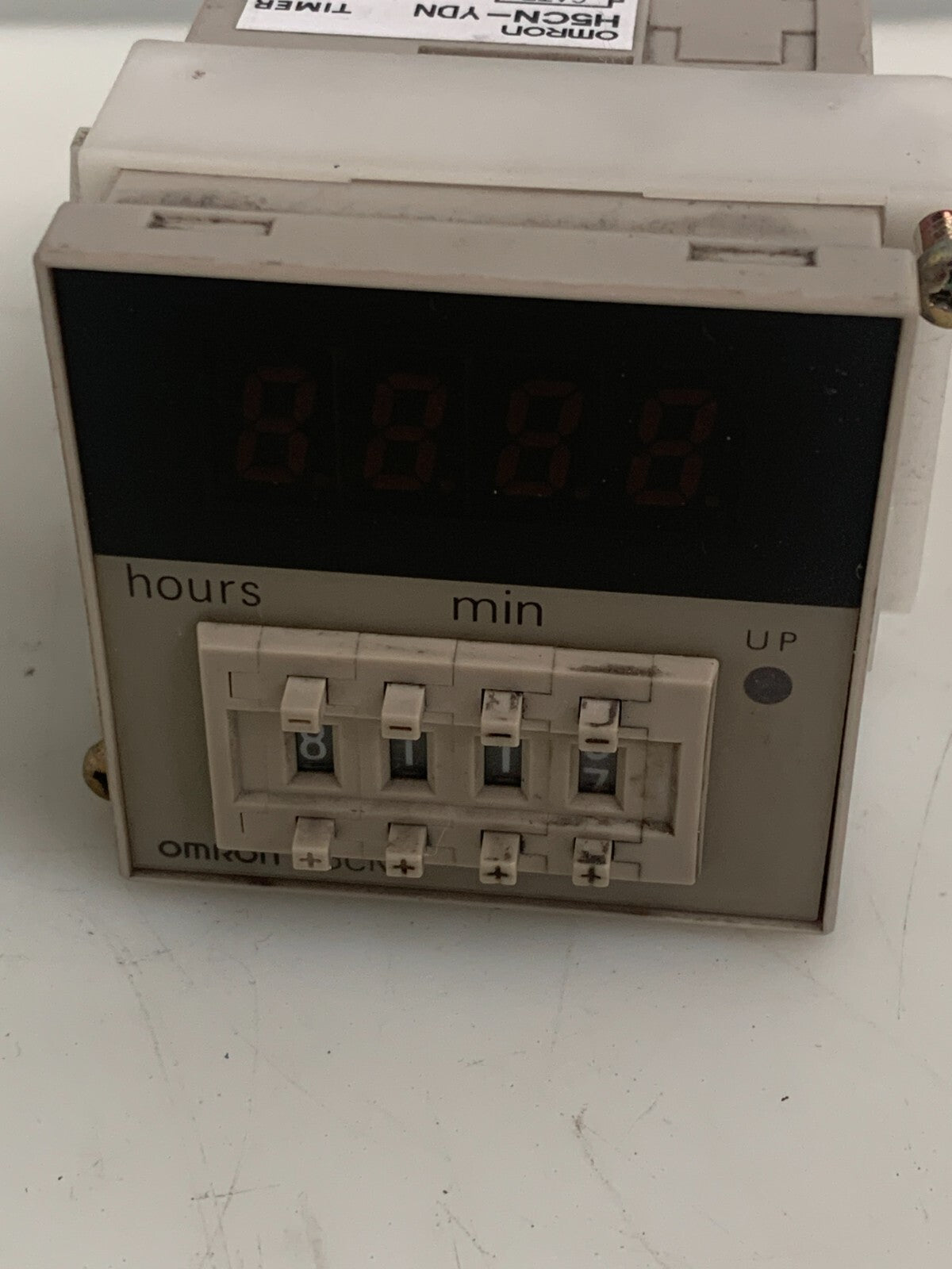 Lot of 2 Omron H5CN-XDN 100-240VAC