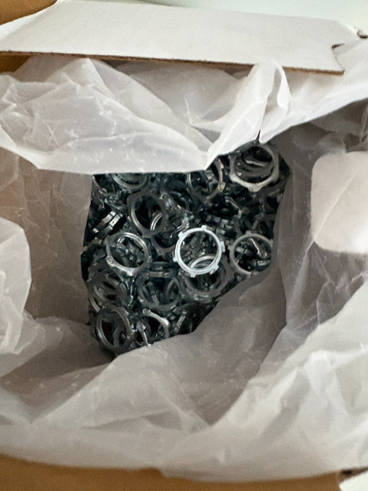 ABB THOMAS & BETTS STEEL 1/2 LOCKNUTS 200 IN BOX3