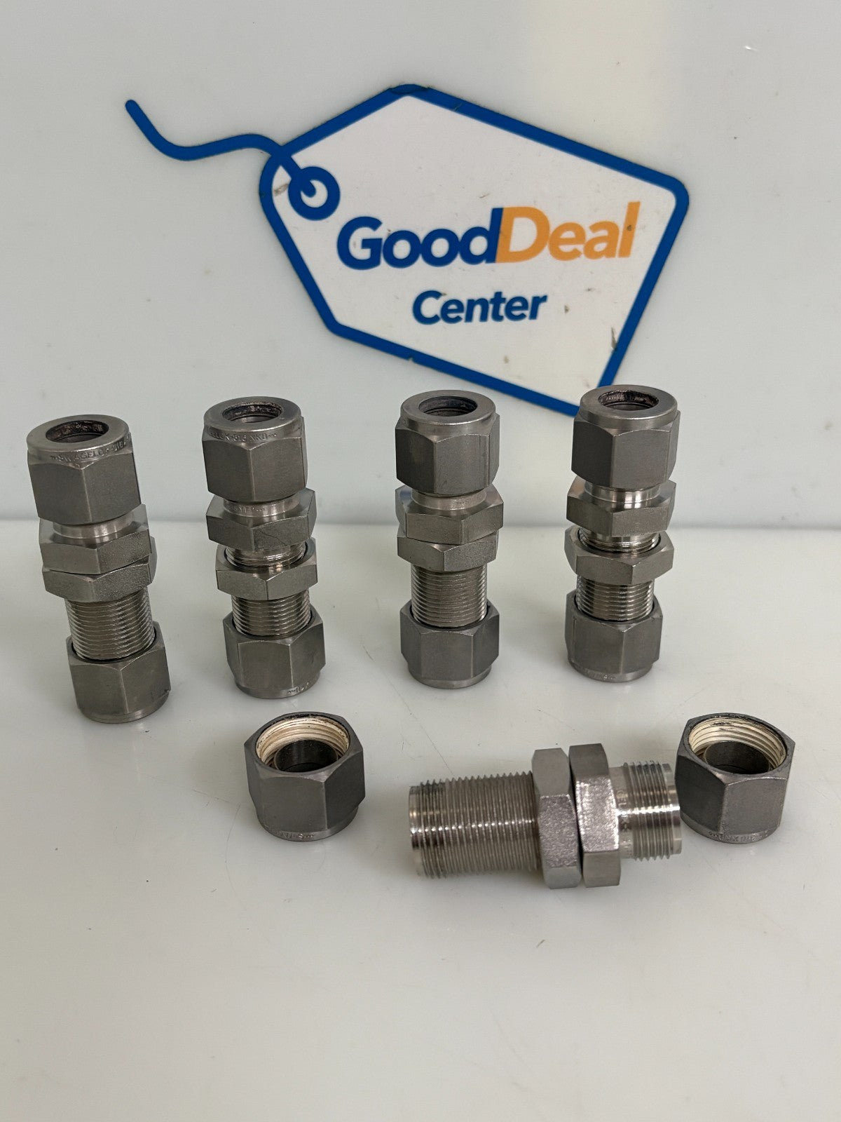 LOT OF 5 SWAGELOK S.STEEL TUBE STRAIGHT FITTING 1/2" X 1/2" NPT 316 YFP