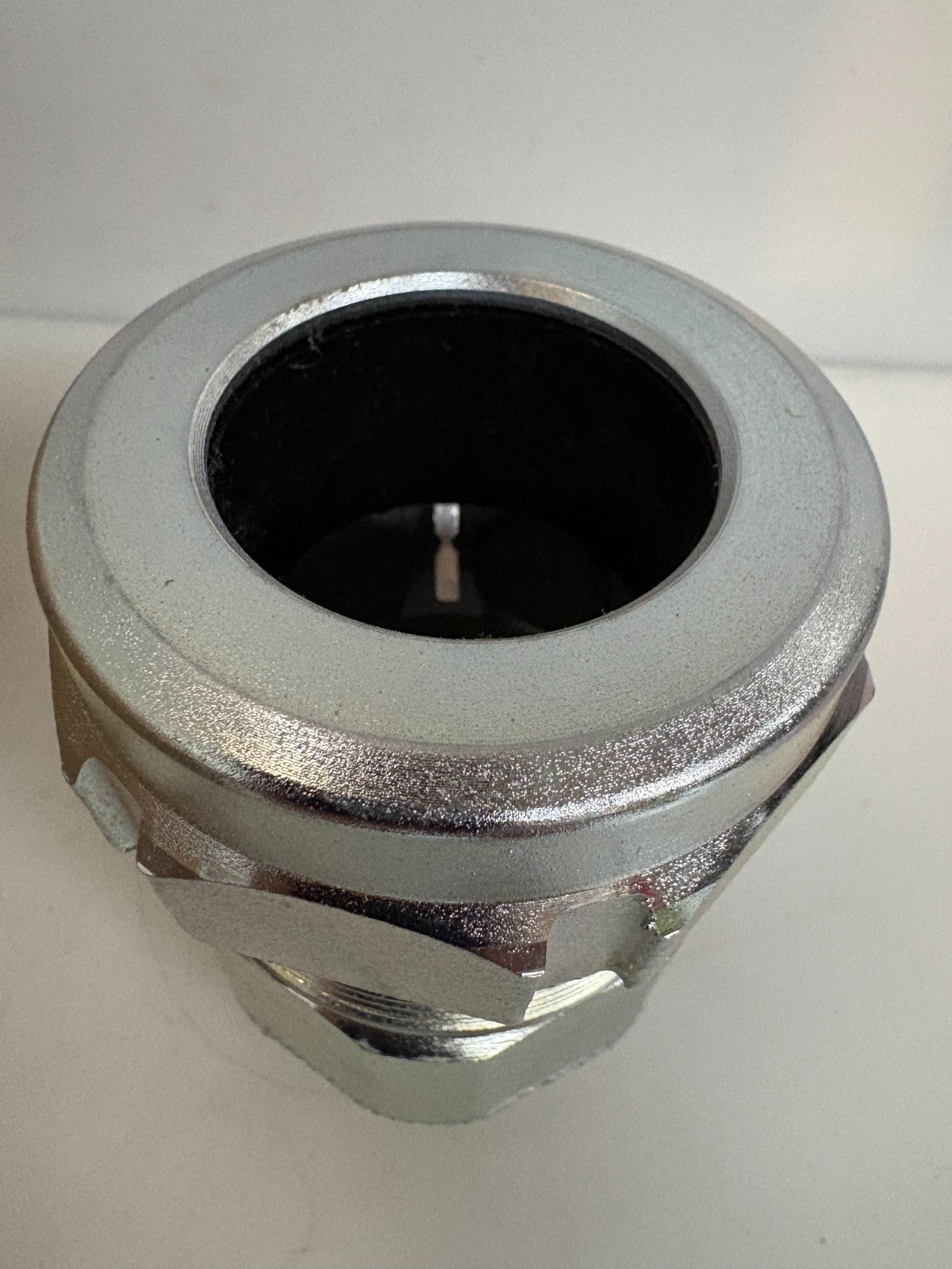 ABB THOMAS & BETTS 1 1/4 STAR TECK CABLE FITTING ST125-470S 5 PER BOX2