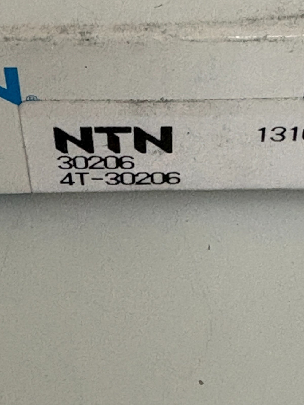LOT OF 2 NTN TAPERED ROLLER BEARING 30206 4T-302061