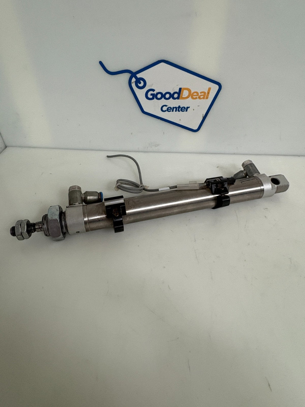 FESTO PNEUMATIC CYLINDER DSNU-25-PPS-A 26688848 W/1 SENSOR0