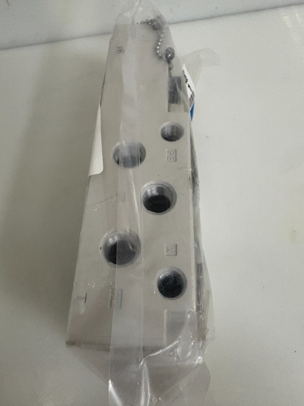 SMC SUBPLATE VALVE VQ 4000-PW-02T
