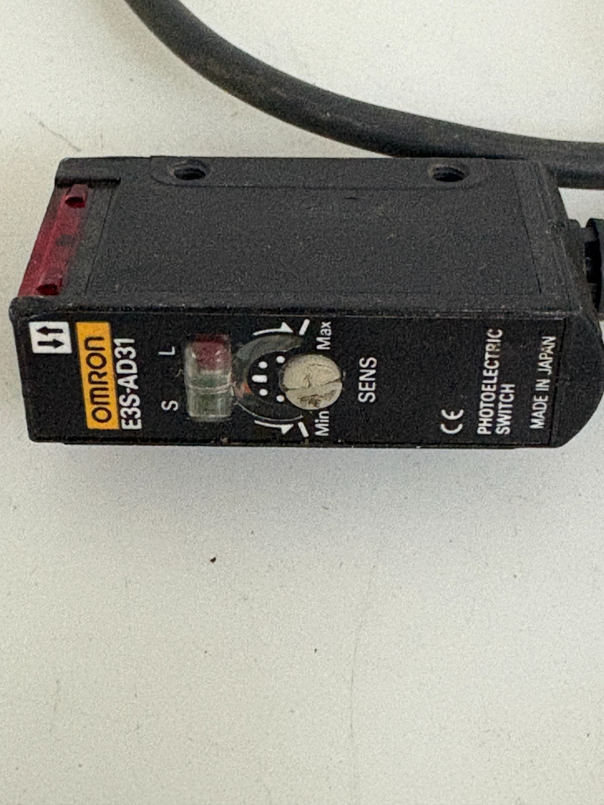 OMRON PHOTOELECTRIC SWITCH SENSOR E3S-AD31