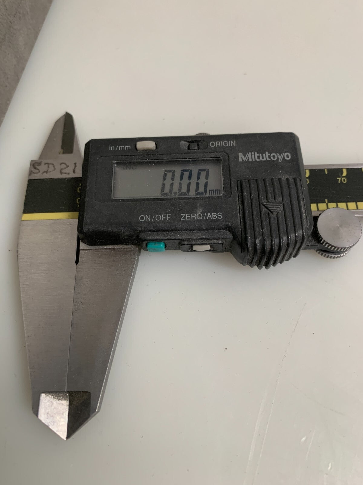 MITUTOYO  8'' Digimatic  CD-8 C  Vernier Caliper In Case