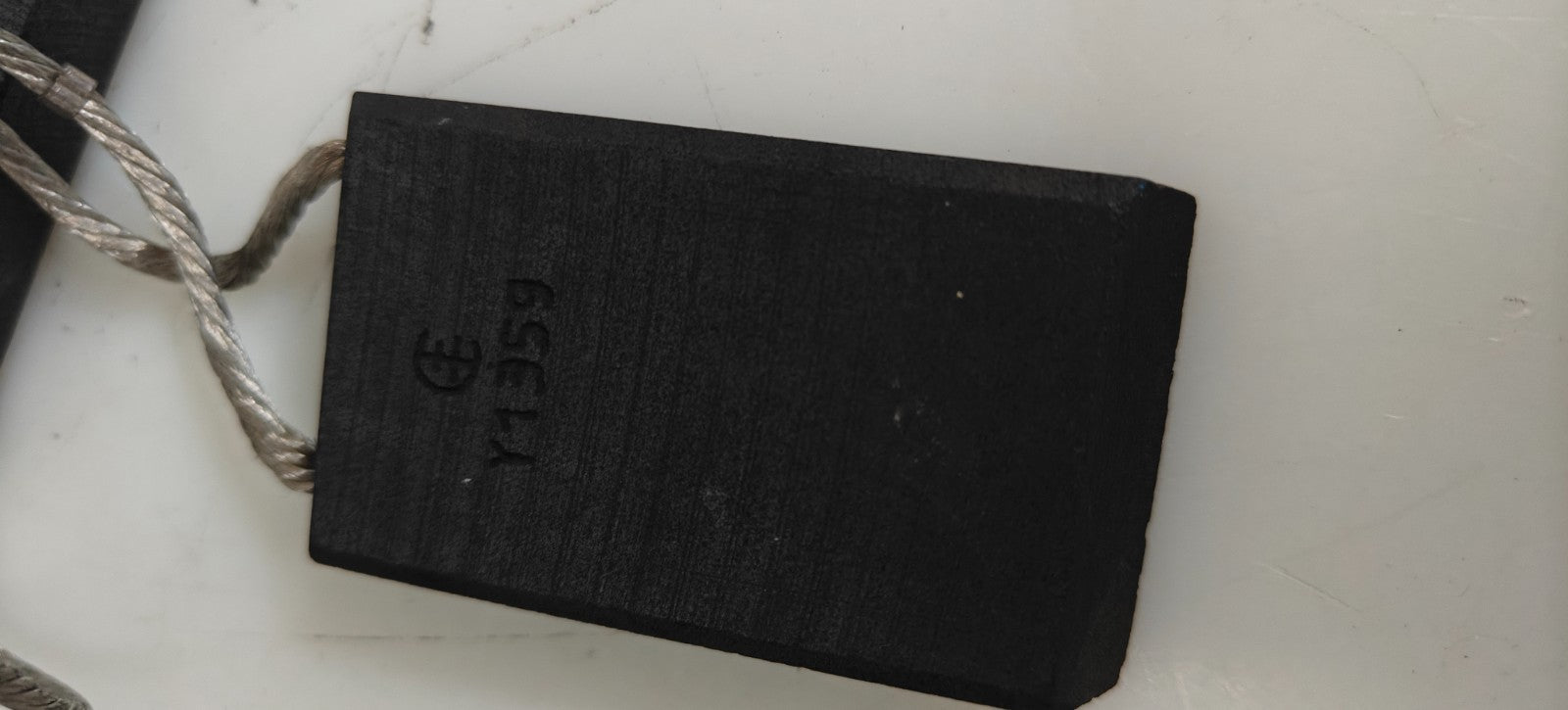 LOT OF 7 SET MERSEN CARBON BRUSH Y13591