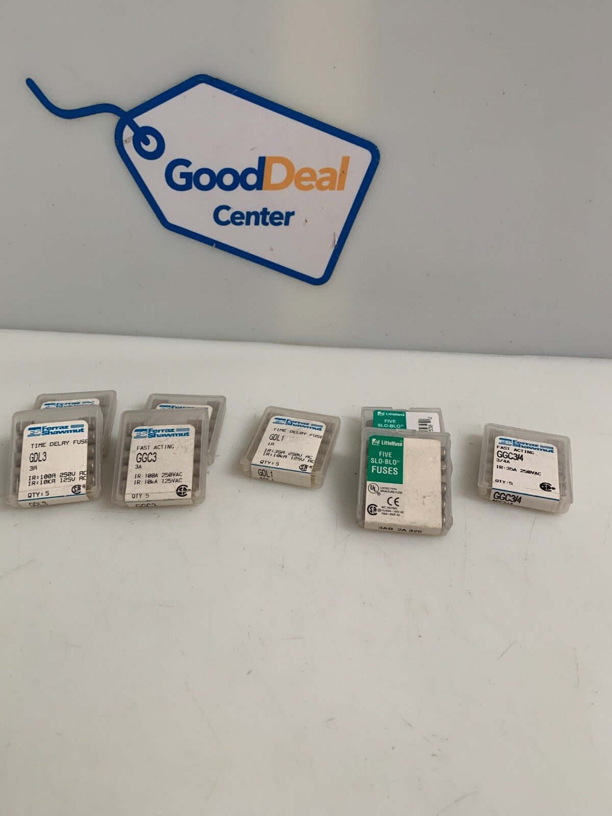 FERRAZ SHAWMUT MIX LOT FUSES GDL3 / GGC3/ SLO-BLO / GGC3/4 / GDL1 NEW IN CASE0