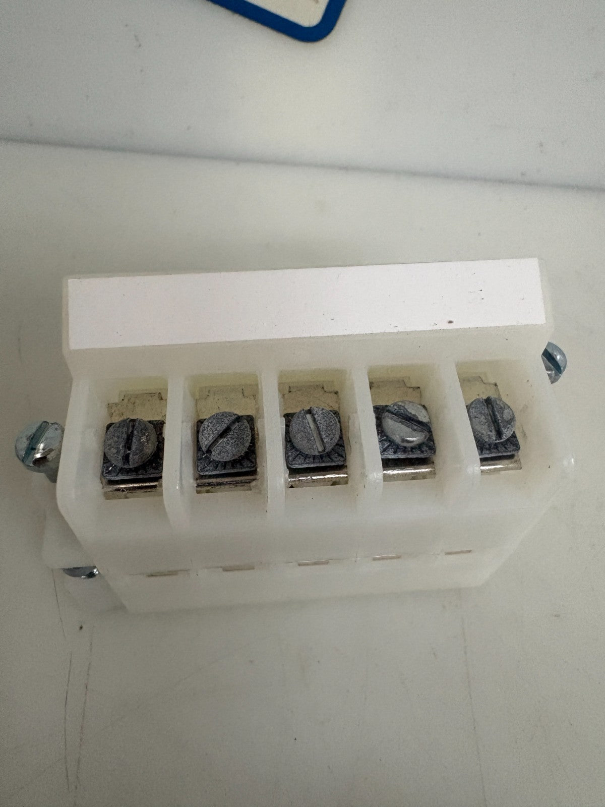 ALLEN BRADLEY TERMINAL BLOCK 1492-EC85 A 1