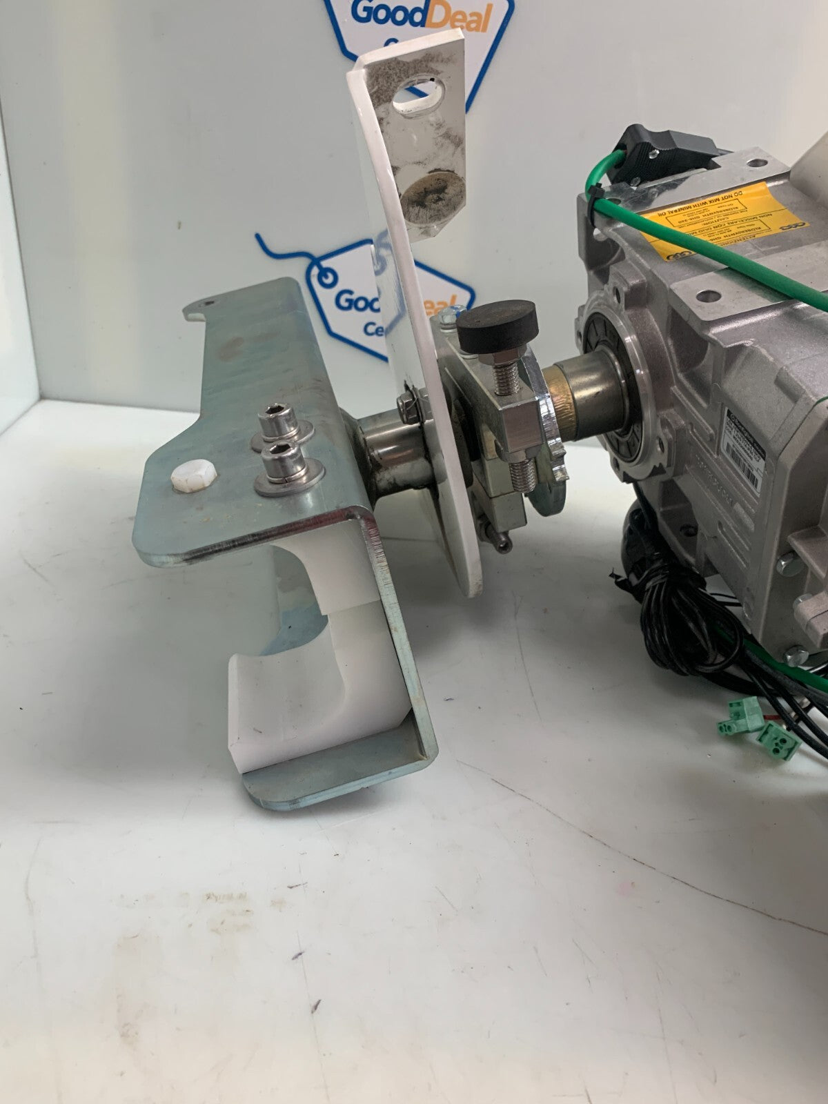 BONFIGLIOLI Motor Unit : 8E03020028 Lifting Gear & ME52G0660040 Reducer