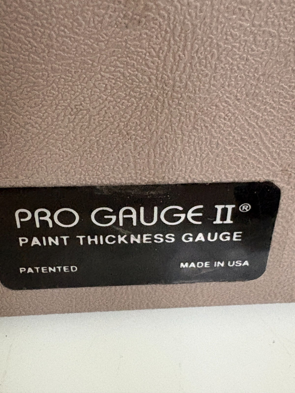 PRO GAUGE II PAINT THICKNESS GAUGE IN CASE2