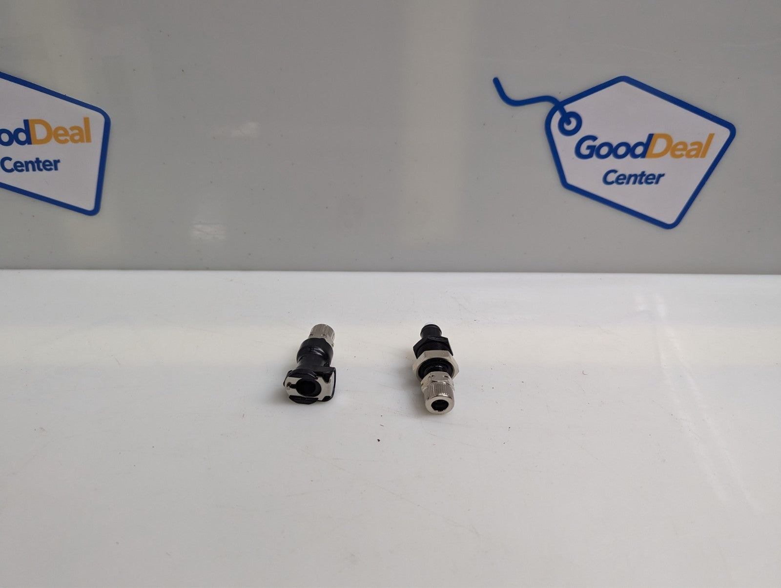 LOT OF 2 HP Cpc Connectors Sp CW980-009273