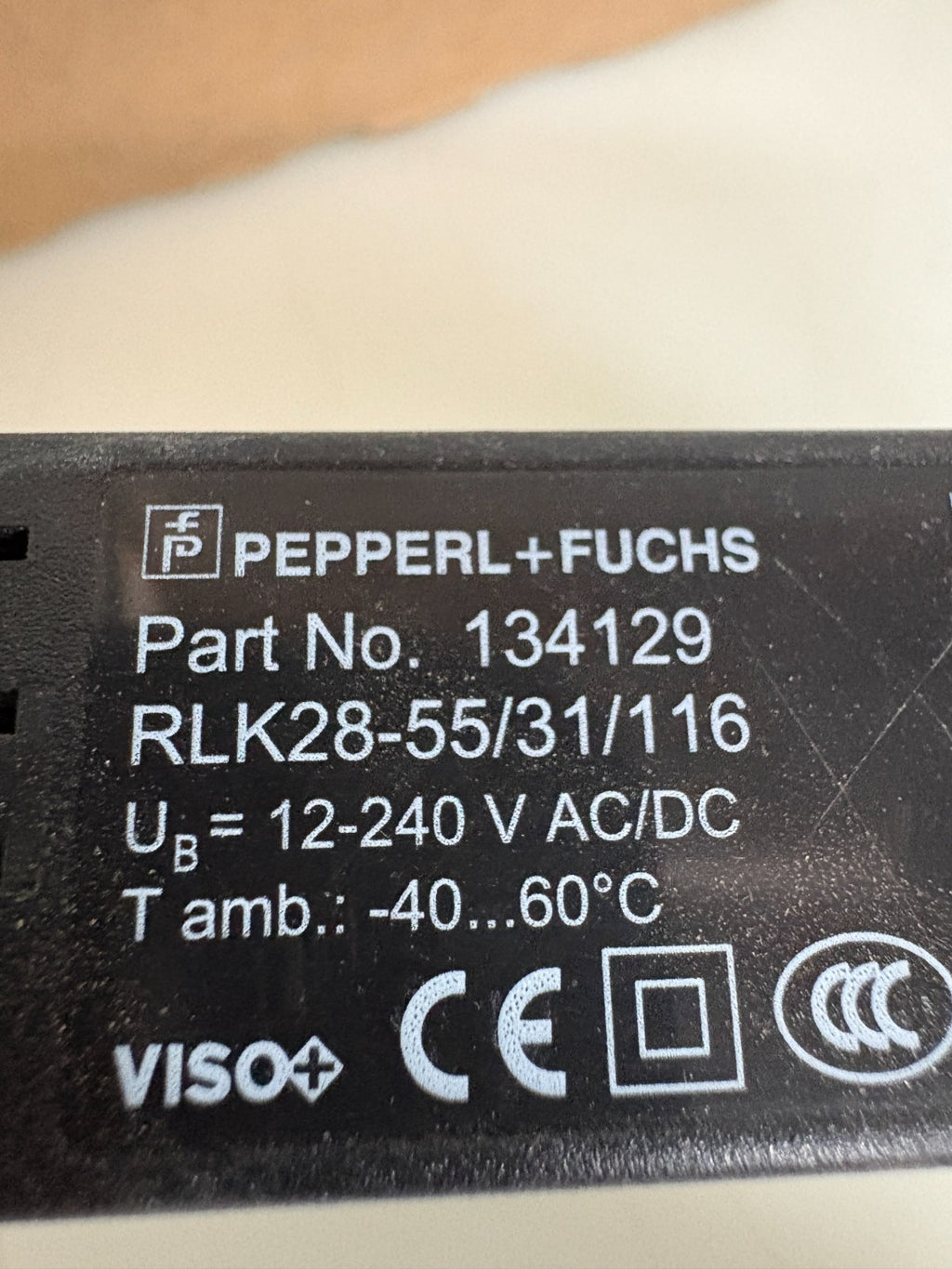 PEPPERL & FUCHS RETROFLECTIVE SENSOR 134129 TYPE RLK28-55/31/1163