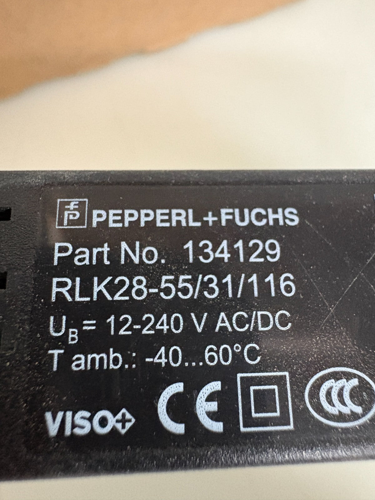 PEPPERL & FUCHS RETROFLECTIVE SENSOR 134129 TYPE RLK28-55/31/1163