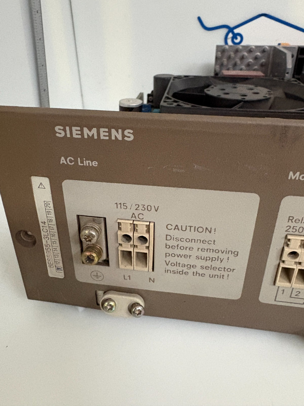 SIEMENS POWER SUPPLY 6ES5955-3LC14 REFURBISHED