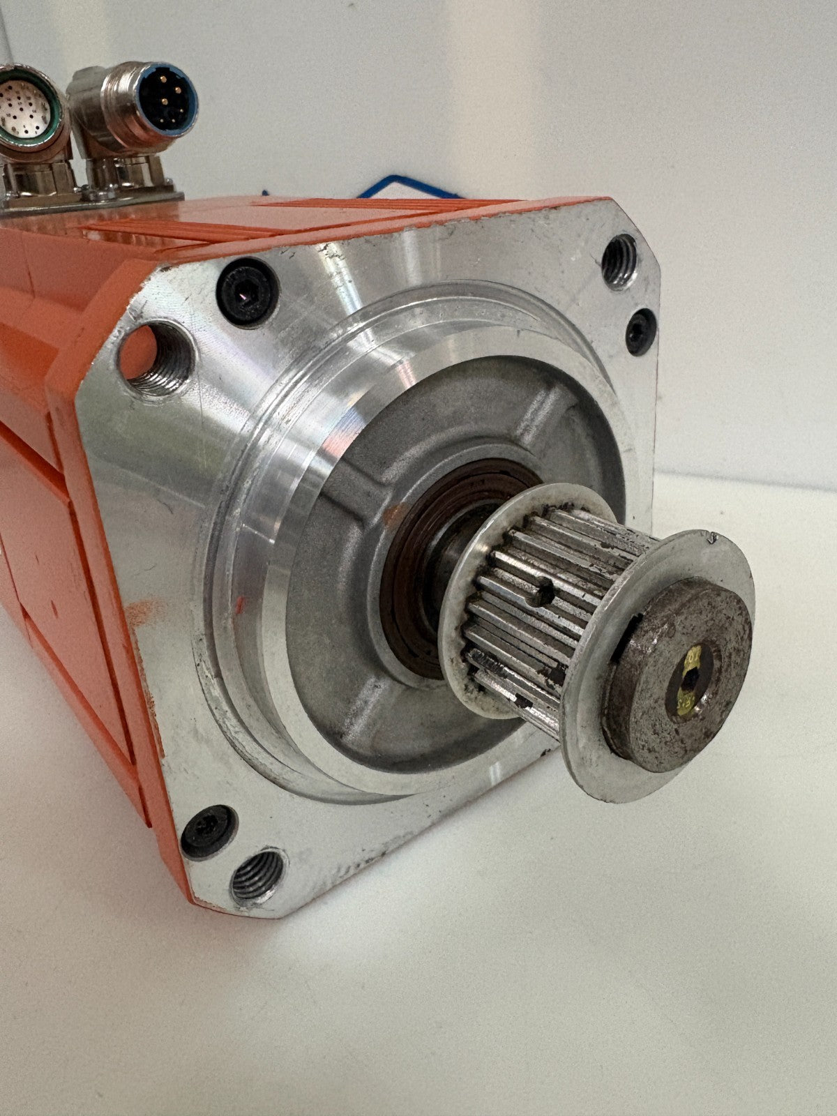ABB ROBOT SERVO MOTOR MU 200/FM 3HAC040407-001 1