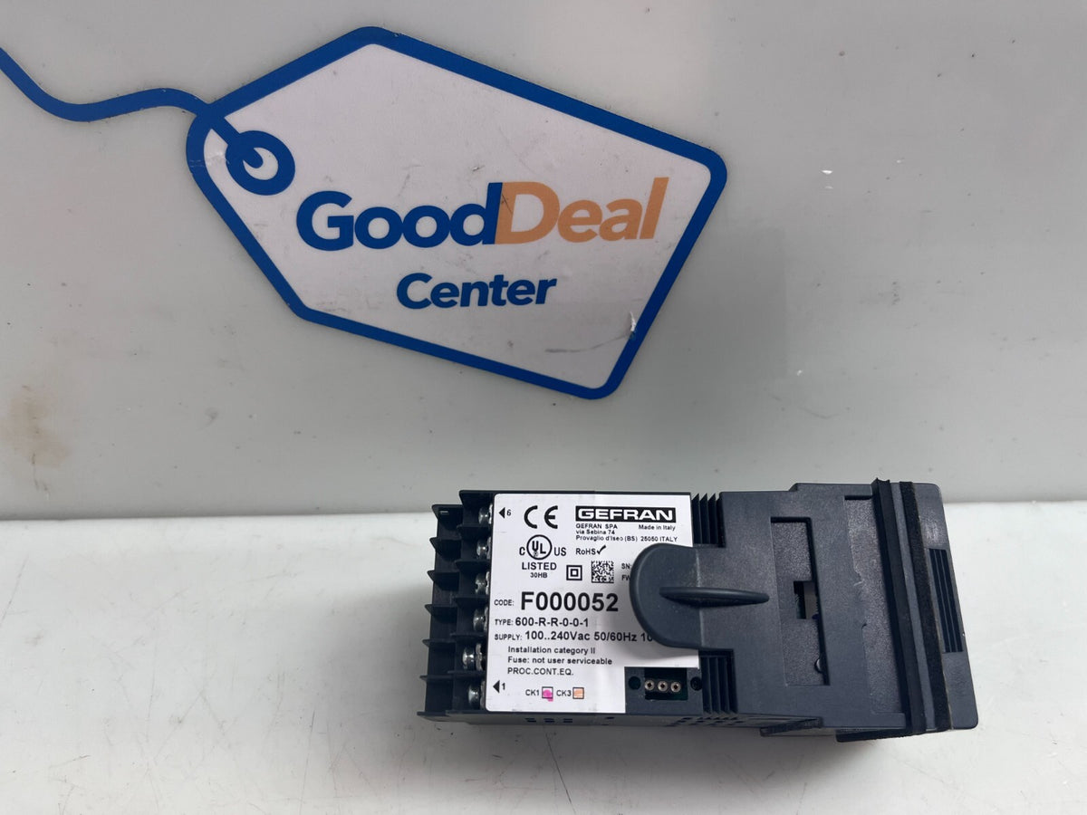 GEFRAN 600  F000052 Digital Temperature Controller 600-R-R-0-0-12