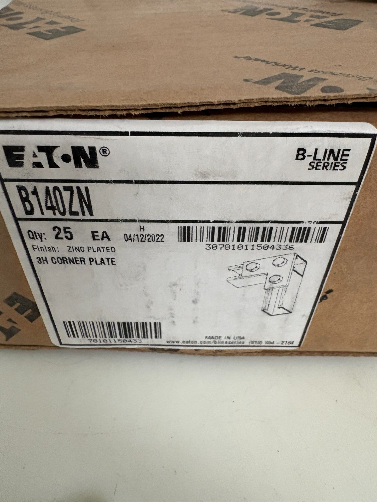 EATON 3H CORNER PLATE B14OZN 25 PER BOX 2